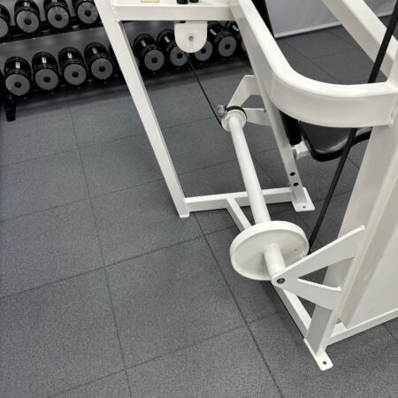 Cybex-VR2-Incline-Press-1