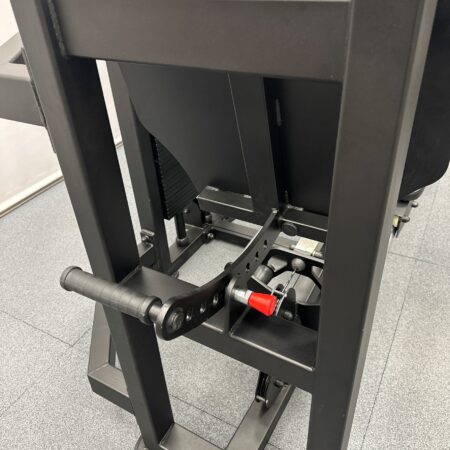 BS-234-Selectorized-Horizontal-Leg-Press-Machine-1