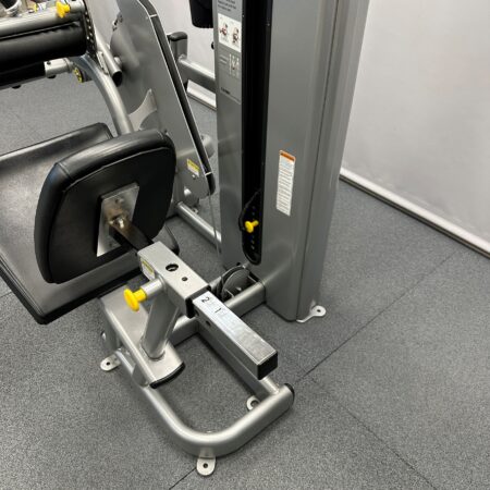 Cybex-VR1-Seated-Leg-Curl-1