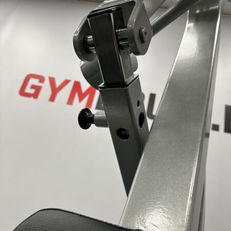 Cybex-VR2-Dual-Axis-Chest-Press-1