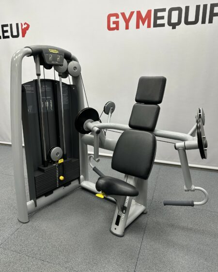 Technogym-Selection-Arm-Curl-1