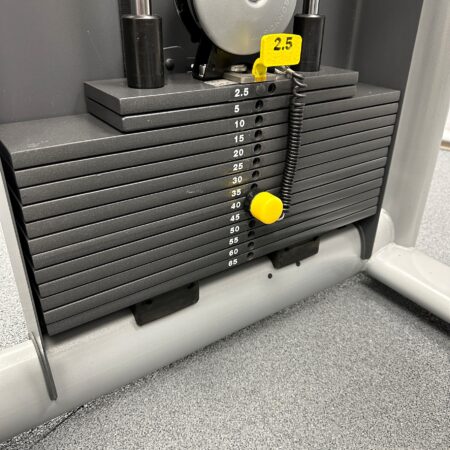 Technogym-Selection-Arm-Curl-1